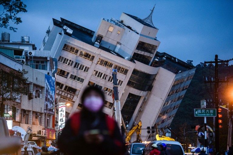Pencarian Korban Selamat Gempa 6,4 SR Taiwan Terus Dilakukan - Bagian 9