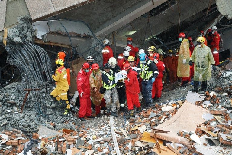 Pencarian Korban Selamat Gempa 6,4 SR Taiwan Terus Dilakukan - Bagian 8