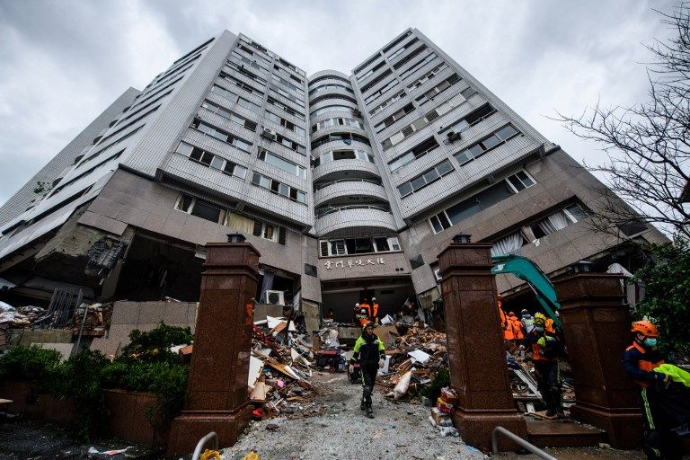 Pencarian Korban Selamat Gempa 6,4 SR Taiwan Terus Dilakukan - Bagian 10