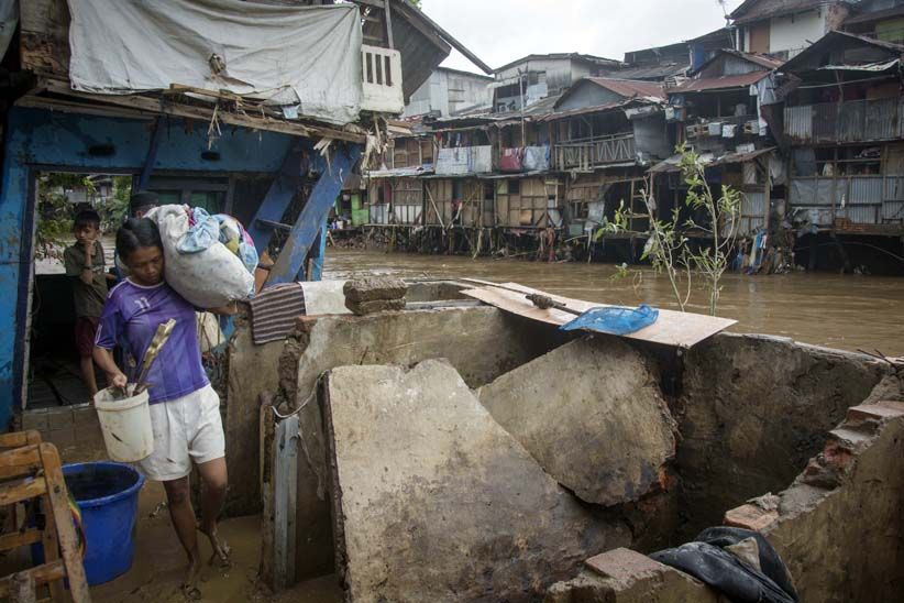 Pemprov DKI Jakarta Lanjutkan Program Normalisasi Sungai - Bagian 2