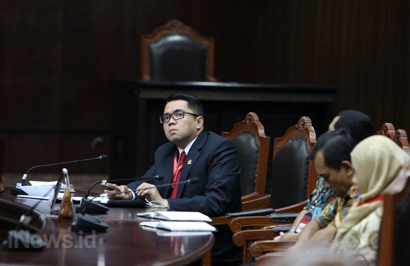 MK: Hak Angket KPK yang Dibentuk DPR Sah - Bagian 4