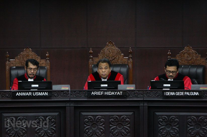 MK: Hak Angket KPK yang Dibentuk DPR Sah - Bagian 2