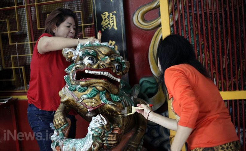 Jelang Imlek Vihara Amurva Bhumi Bersih-Bersih  - Bagian 1
