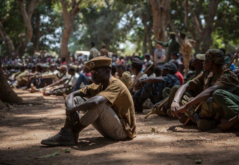 300 Tentara Anak Sudan Selatan Dibebaskan - Bagian 11