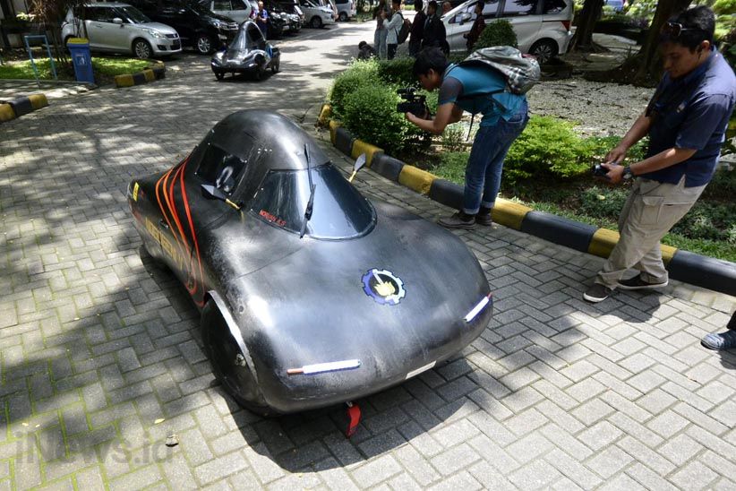 Nogogeni dan Sapuangin Karya ITS Surabaya Ikut Kompetisi Shell Eco Marathon - Bagian 4