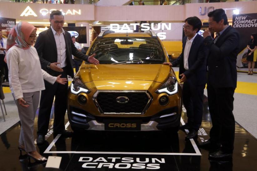 Datsun Cross Resmi Mengaspal di Surabaya - Bagian 4