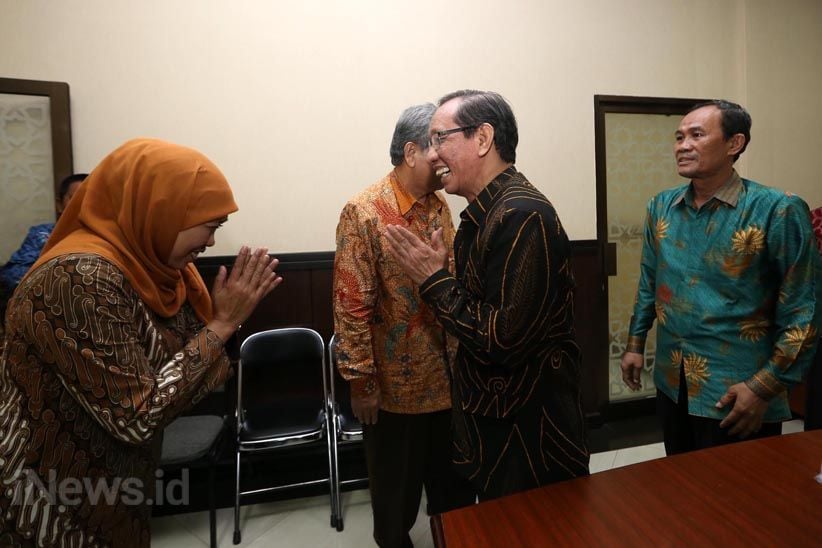 Khofifah Jalin Komunikasi dengan Tokoh Muhammadiyah Jatim - Bagian 4
