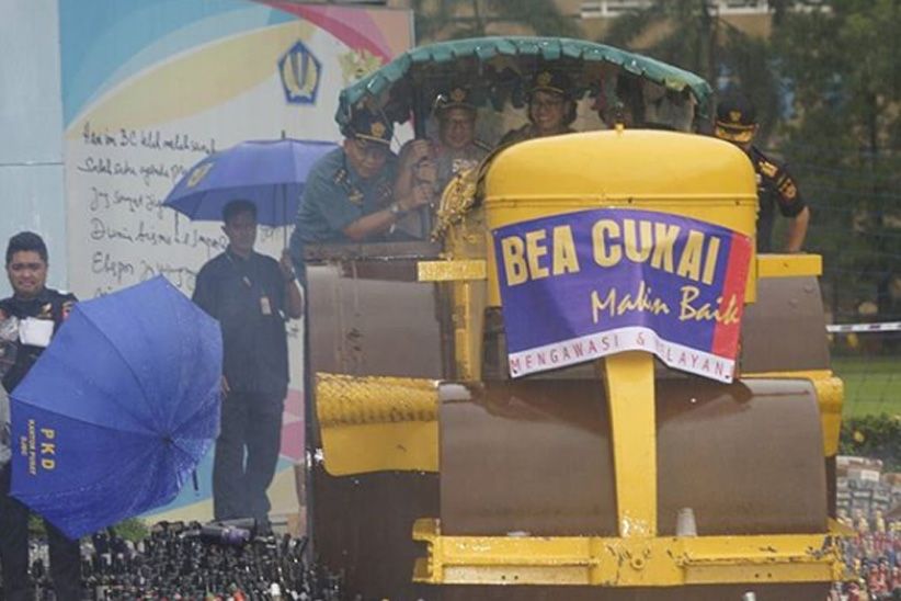 Musnahkan Barang Ilegal Puluhan Miliar, Begini Gaya Sri Mulyani dan Jenderal Tito - Bagian 4