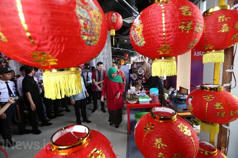 Setelah Buka Kampung Pecinan, Khofifah Kunjungi Komunitas Warga Sumut di Surabaya - Bagian 2