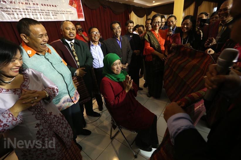 Setelah Buka Kampung Pecinan, Khofifah Kunjungi Komunitas Warga Sumut di Surabaya - Bagian 4