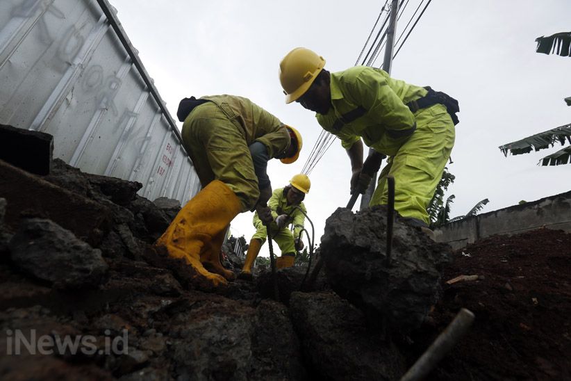 Akhirnya, Pejalan Kaki Dapat Fasilitas Nyaman di Jalan Palmerah Timur - Bagian 3