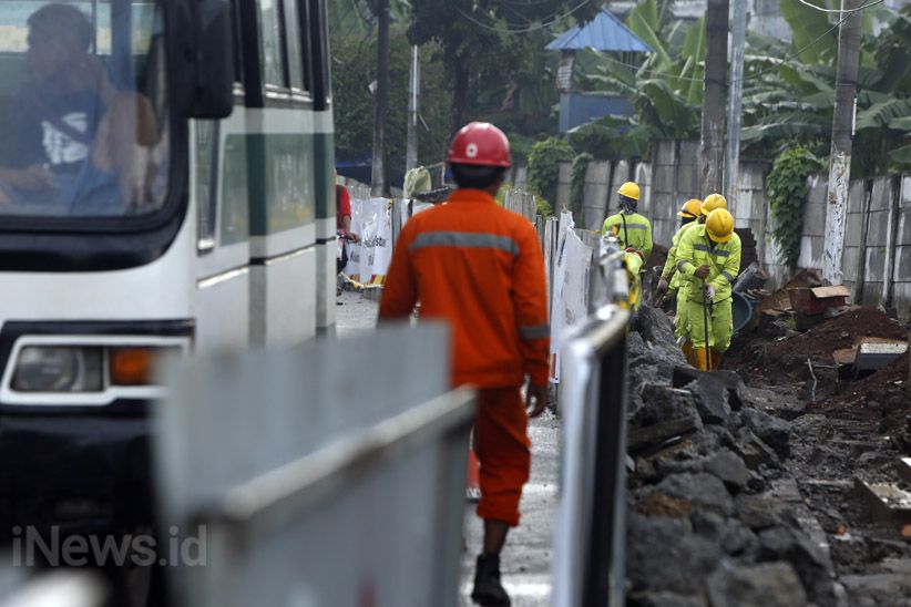 Akhirnya, Pejalan Kaki Dapat Fasilitas Nyaman di Jalan Palmerah Timur - Bagian 4