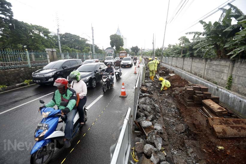 Akhirnya, Pejalan Kaki Dapat Fasilitas Nyaman di Jalan Palmerah Timur - Bagian 1