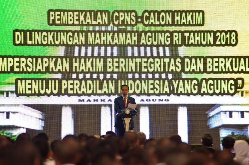 Presiden Jokowi Hadiri Pembekalan Ribuan Calon Hakim Se-Indonesia - Bagian 1