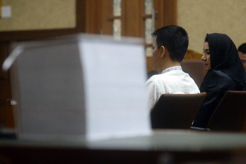 Bupati Kutai Kartanegara Rita Widyasari Jalani Sidang Perdana - Bagian 3