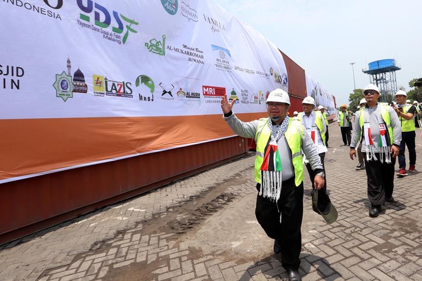 ACT Kirim 10 Ribu Ton Beras ke Palestina - Bagian 1