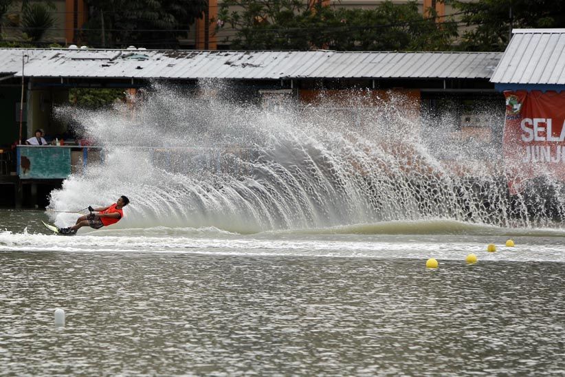 80 Atlet Beraksi saat Kejurnas Ski Air di Danau Sunter - Bagian 5