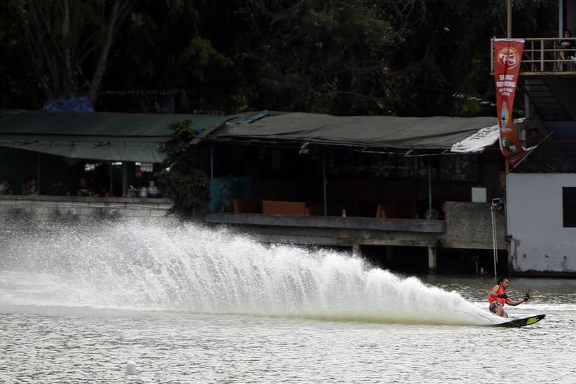 80 Atlet Beraksi saat Kejurnas Ski Air di Danau Sunter - Bagian 6