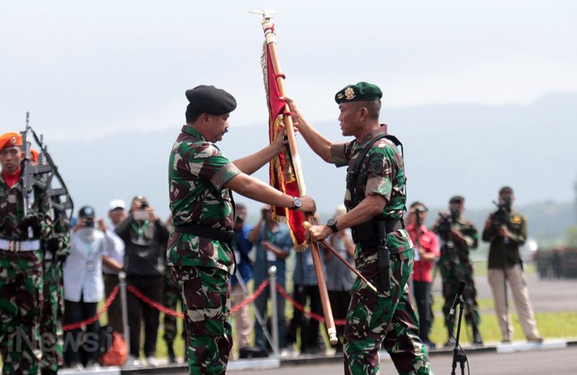 Panglima TNI Pimpin Upacara Alih Kodal PPRC TNI ke Divisi Infanteri 2 Kostrad - Bagian 4