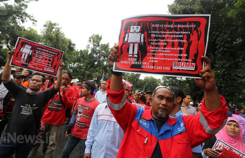 Ratusan Buruh dan Pekerja BUMN Tuntut Hapus Outsourcing - Bagian 2