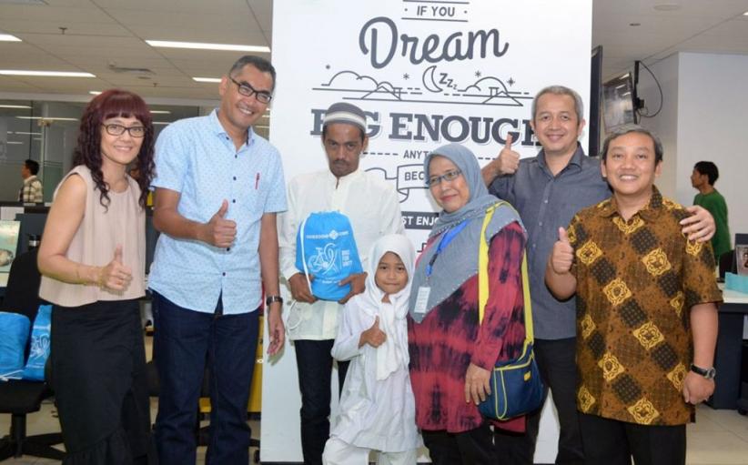 Ulang Tahun Ke-11, Okezone Beri Santunan Anak Yatim - Bagian 1