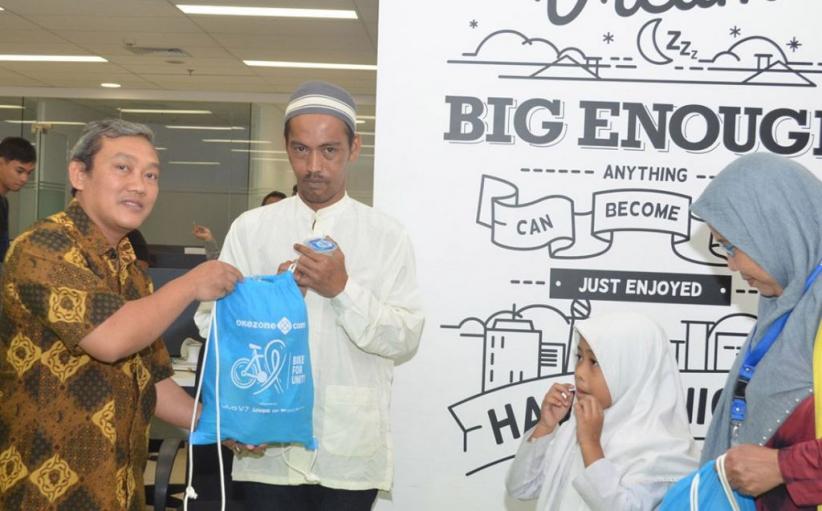 Ulang Tahun Ke-11, Okezone Beri Santunan Anak Yatim - Bagian 2