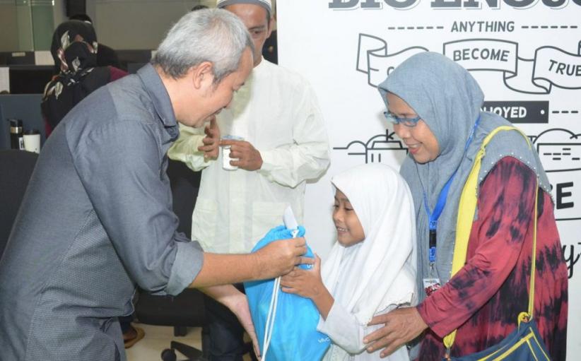 Ulang Tahun Ke-11, Okezone Beri Santunan Anak Yatim - Bagian 3