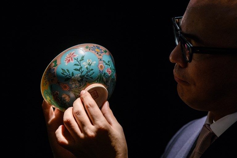 Mangkuk Dinasti Qing Ini Dilelang Seharga Rp352 Milliar - Bagian 3