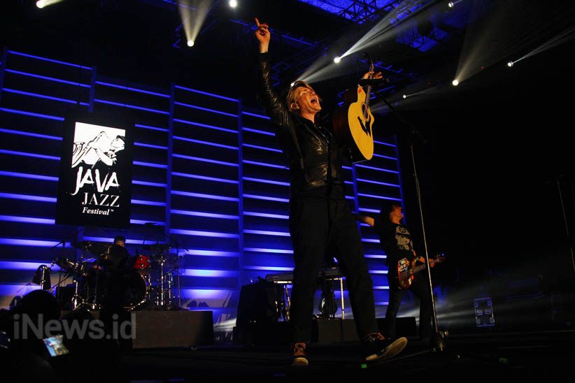 Aksi Memukau Goo Goo Dolls di Hari Terakhir Java Jazz Festival 2018 - Bagian 3