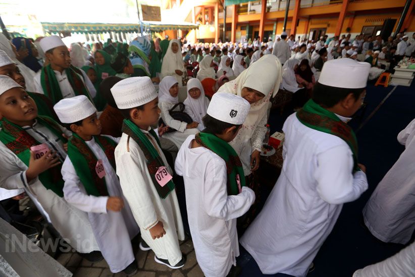 Khofifah Hadiri Wisuda 513 Pelajar Hafal Alquran - Bagian 2