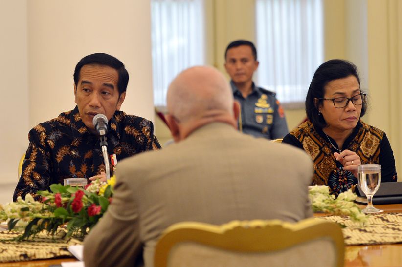 Presiden Jokowi Terima Delegasi AIIB Bahas Proyek Infrastruktur - Bagian 2
