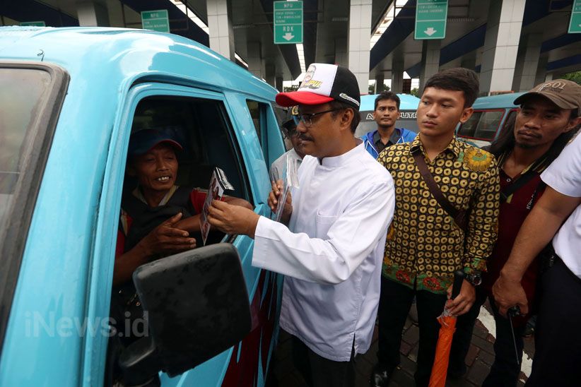 Gus Ipul Serap Aspirasi Masyarakat di Terminal Osowilangun - Bagian 1