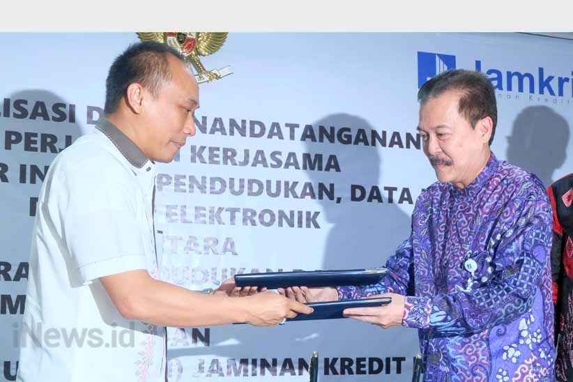 Jamkrindo dan Dukcapil Kerjasama Pemanfaatan NIK E-KTP bagi UMKM-K - Bagian 1