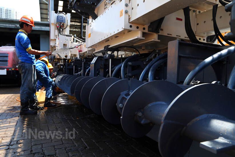 MNC Leasing Gandeng Gaya Makmur Traktor Perkuat Pembiayaan Alat Berat - Bagian 5