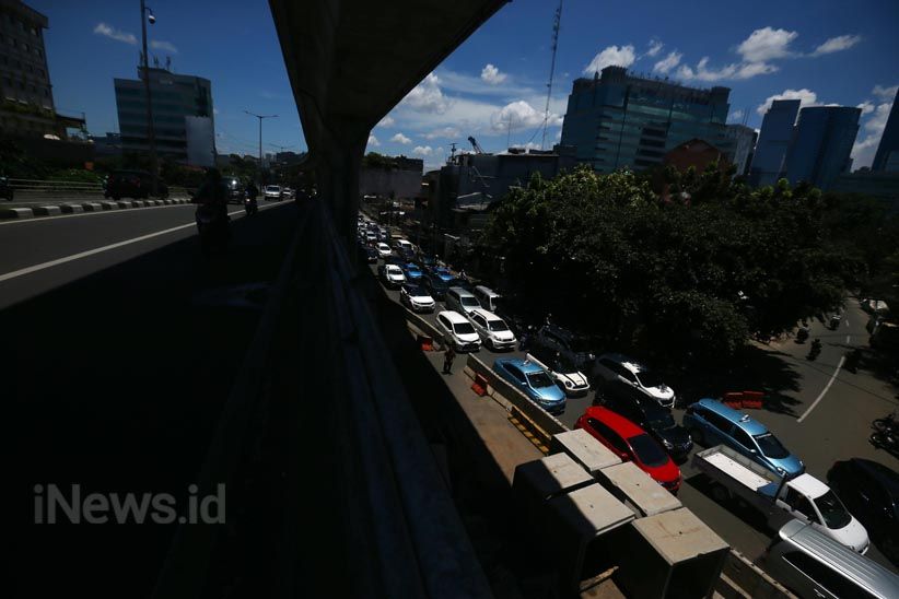 Underpass Mampang Beroperasi Bulan Depan - Bagian 4