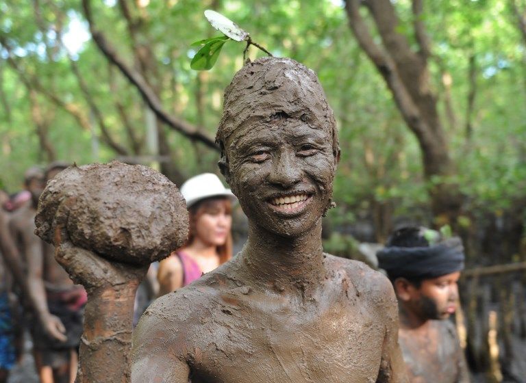 Seru, Ritual Mandi Lumpur Usai Nyepi di Bali - Bagian 7