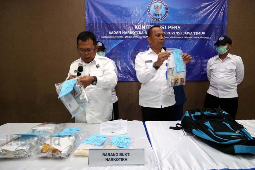 Jadi Kurir Sabu, Warga Probolinggo Diciduk BNNP Jawa Timur  - Bagian 1