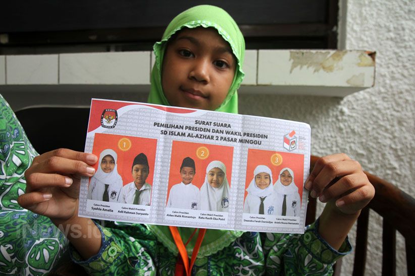 Pelajar SD Ikut Simulasi Pilpres 2019 di KPU - Bagian 3