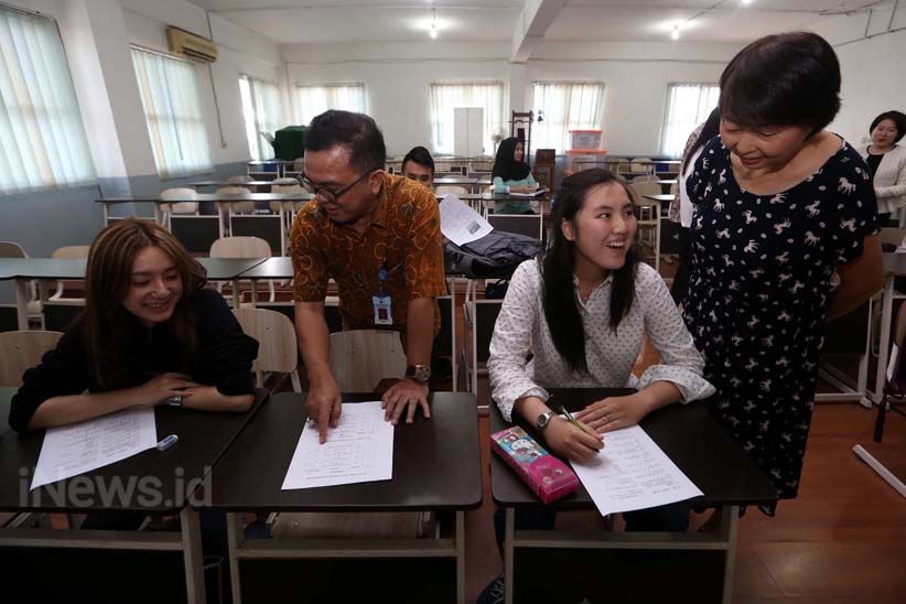 Perkuat Bahasa Mandarin, Uwika Rekrut Dosen Asal China - Bagian 4