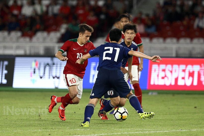 Air Mata Egy Maulana Menetes saat Indonesia Raya Berkumandang - Bagian 7