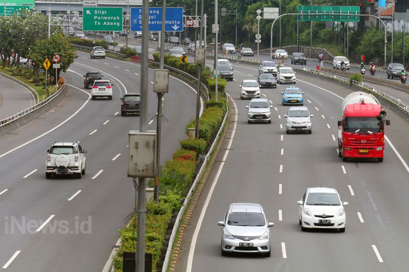 Jokowi Minta Tarif Tol Turun Akhir Maret - Bagian 3