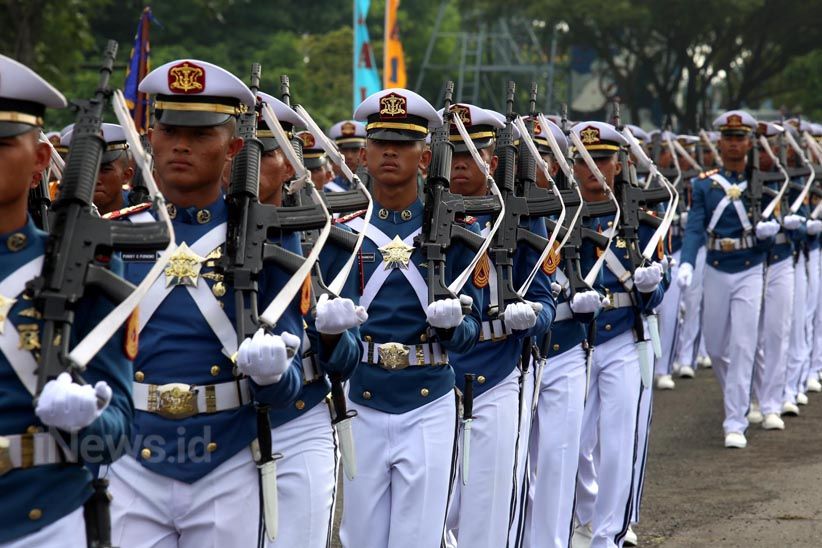 Upacara Sertijab Komandan Resimen AAL - Bagian 4