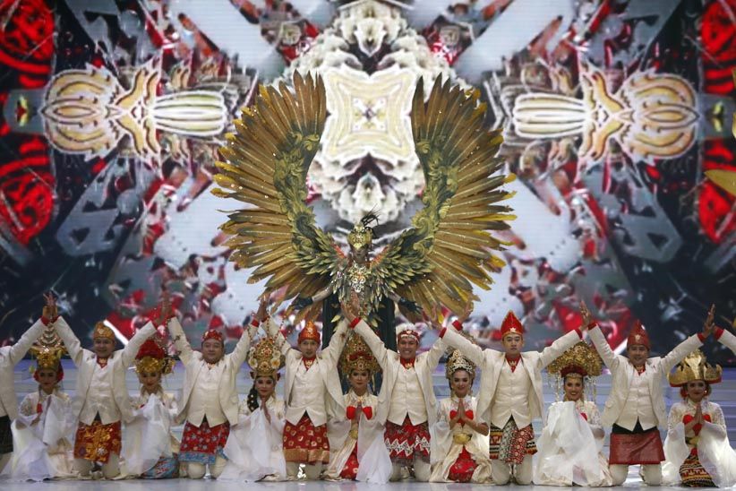 Ajang Indonesia Fashion Week 2018 Resmi Digelar - Bagian 9