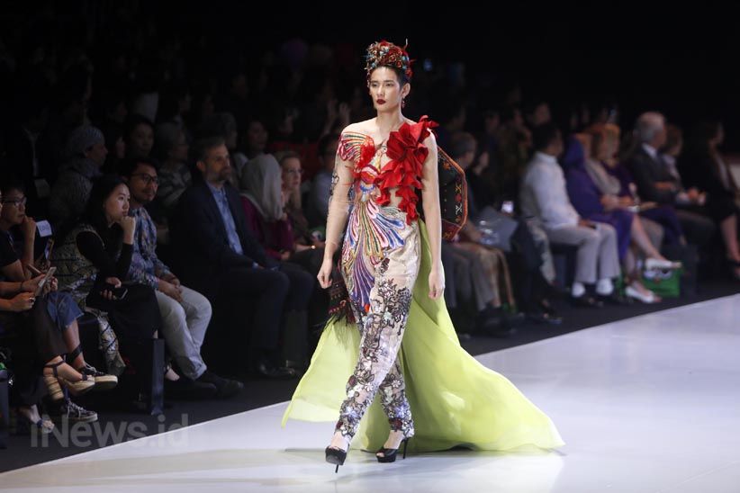 Ajang Indonesia Fashion Week 2018 Resmi Digelar - Bagian 3