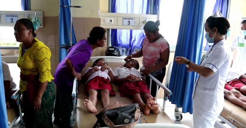 Belasan Siswa SD Ngadiwarno Kendal Keracunan Permen Jeli Stik