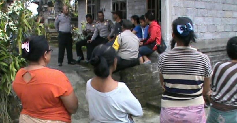 Rumah Tangga PNS yang Racuni 3 Anaknya Nampak Harmonis, Keluarga Syok