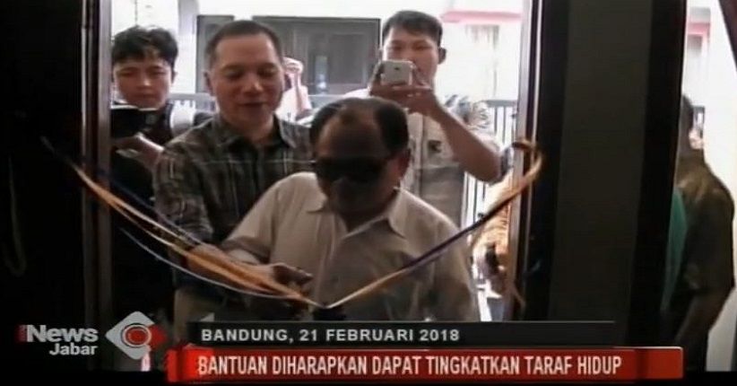 Peduli Kaum Tuna Netra, Arief Suditomo Persembahkan Tempat Usaha Pijat