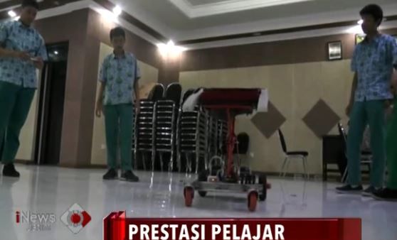 Pelajar di Sidoarjo Ciptakan Kursi Robot Bagi Penyandang Disabilitas