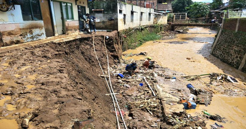 Cegah Banjir Susulan, Pemkot Bandung Kebut Perbaikan 9 Tanggul Jebol 