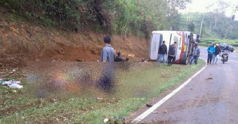 Bus Terbalik di Tanjakan Emen Subang, Sedikitnya 7 Orang Tewas 